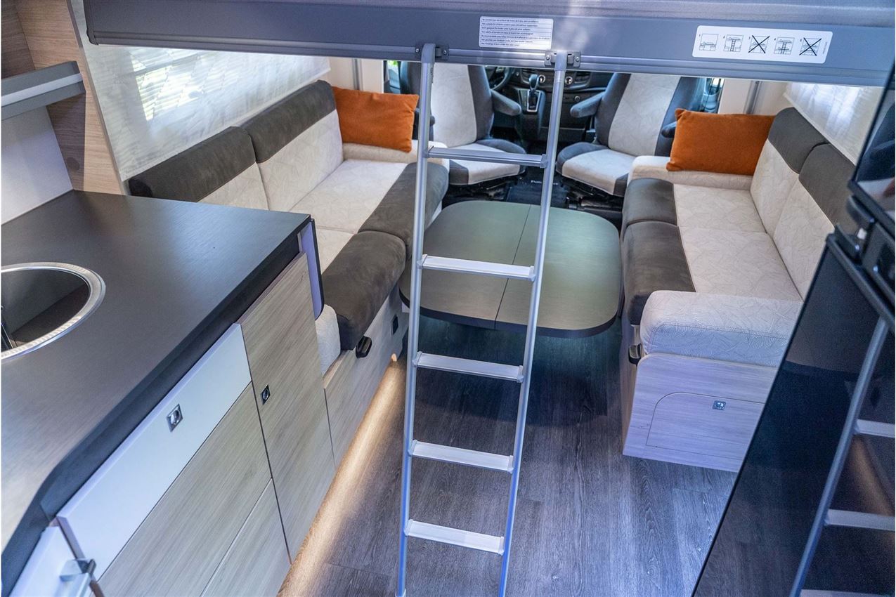 Chausson 640 Titanium VIP