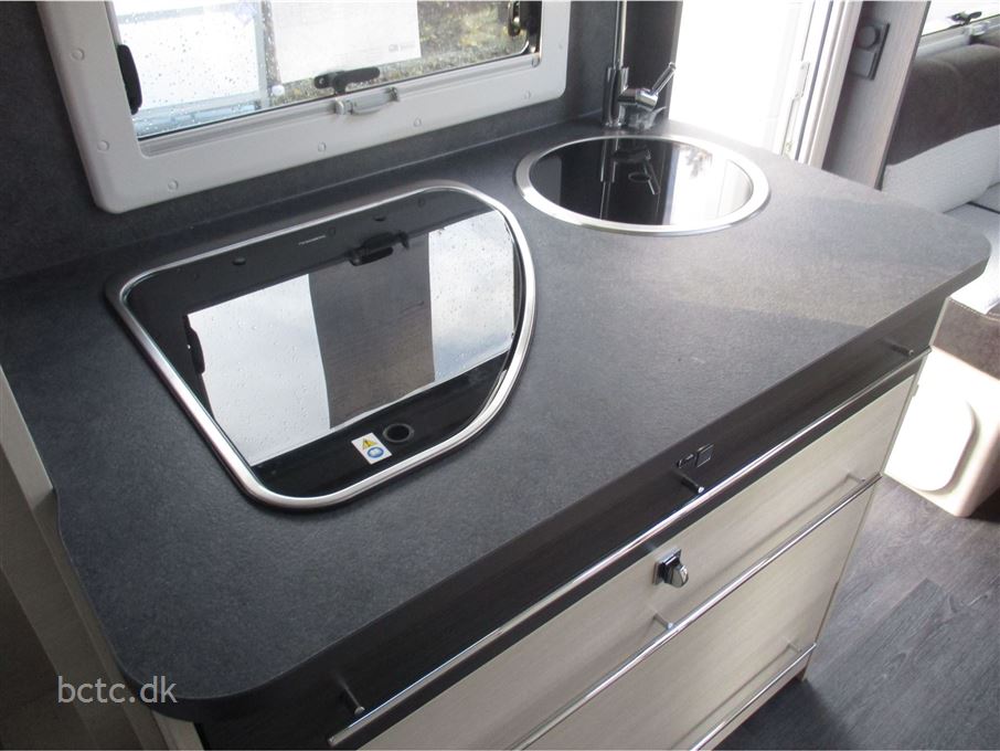 Caravelair Artica 490