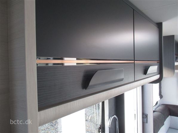 Caravelair Artica 490