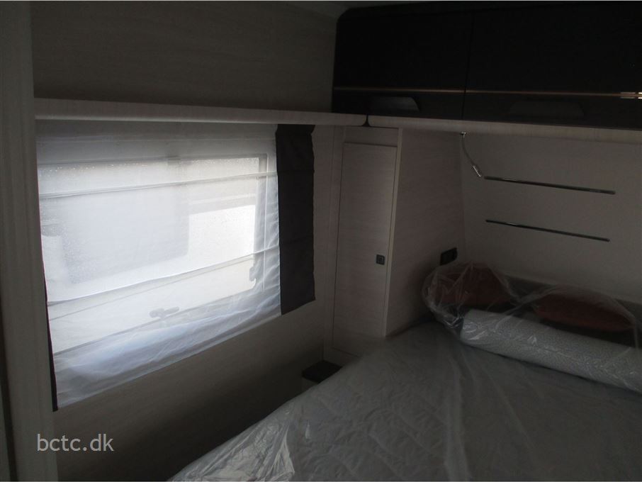 Caravelair Artica 490