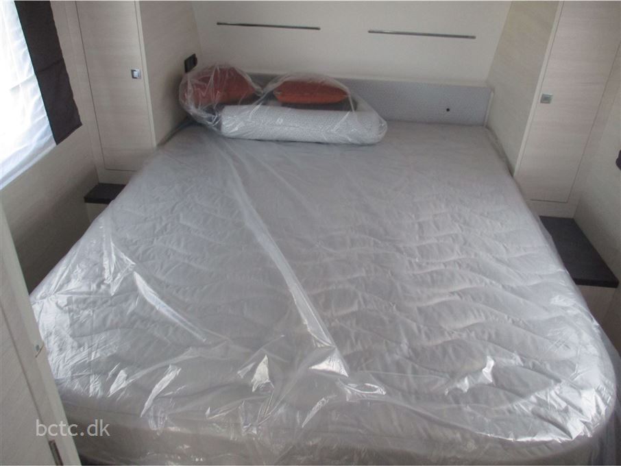 Caravelair Artica 490