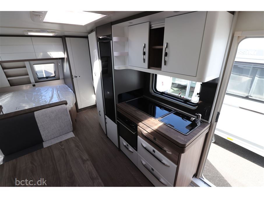 Hobby Excellent Edition 560 KMFe