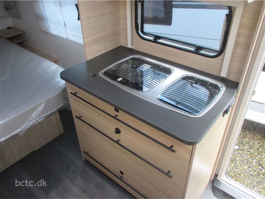 Caravelair Antares Titanium 470