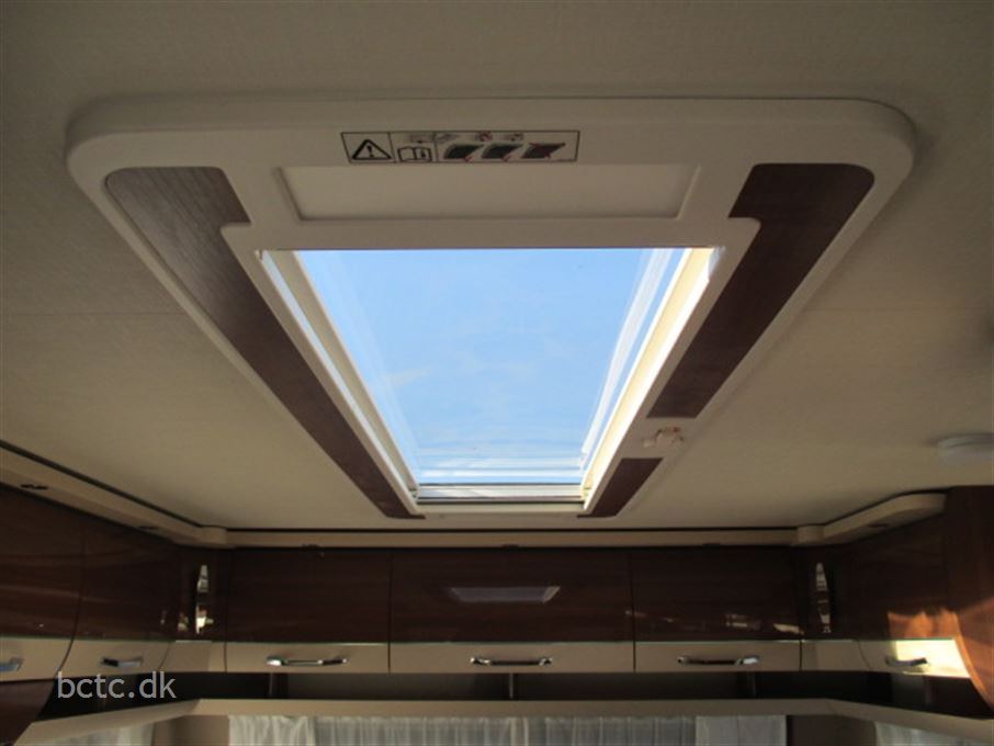 LMC Maestro 542 E