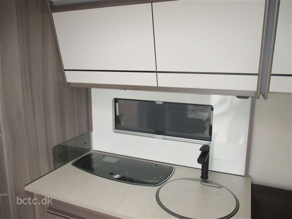 Kabe Estate 560 GLE KS B2