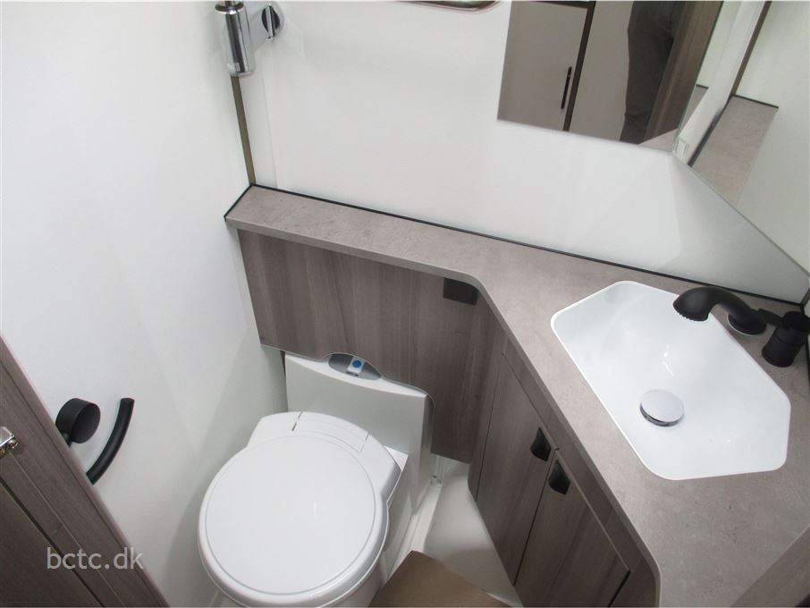 Kabe Estate 560 GLE KS B2