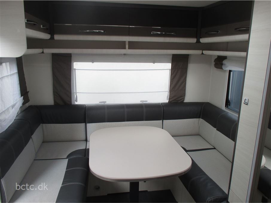 Caravelair Artica 492