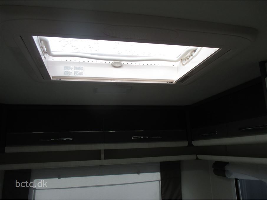 Caravelair Artica 492