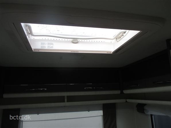 Caravelair Artica 492