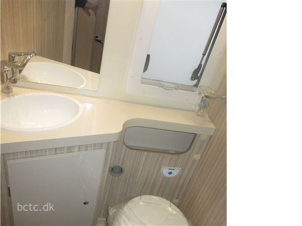 Elnagh T-Loft 532