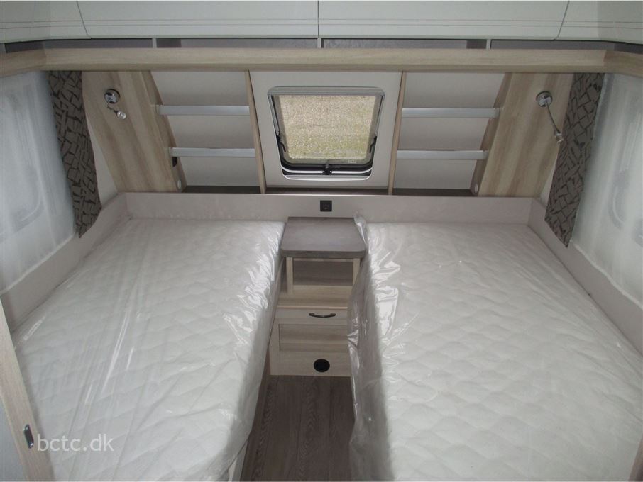 Hobby De Luxe 495 UL