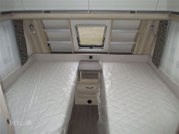 Hobby De Luxe 495 UL