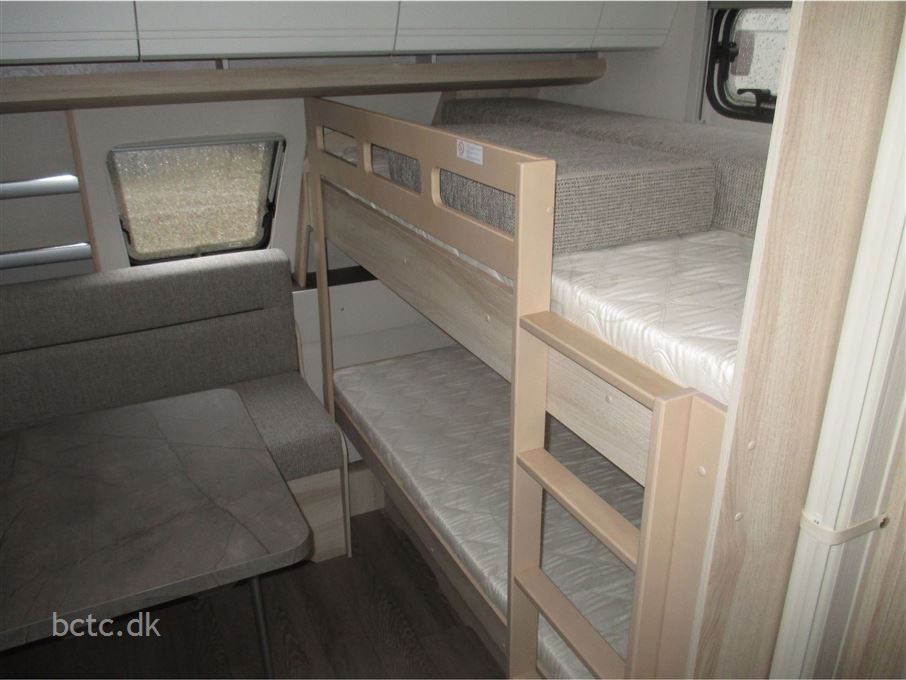 Hobby De Luxe 515 UHK