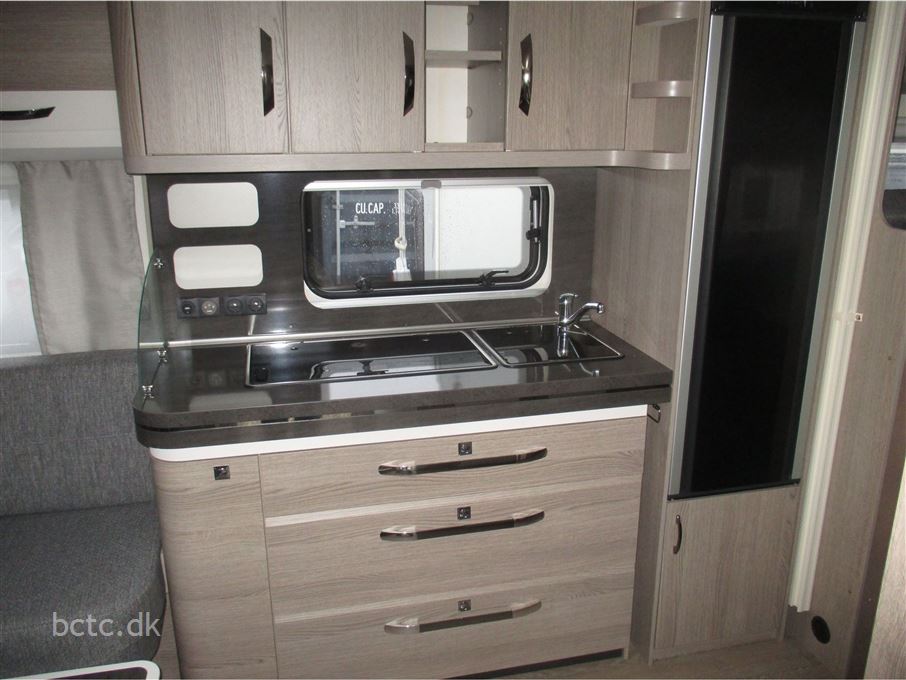 Hobby Prestige 720 UKFe