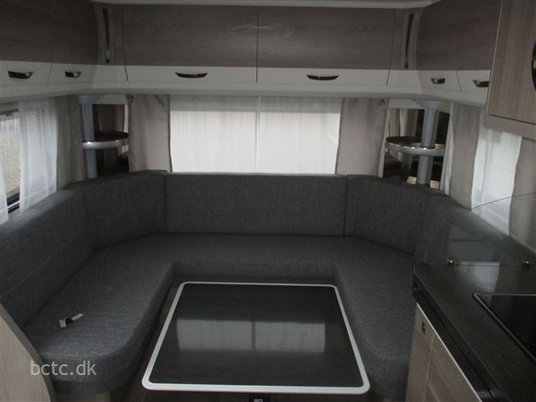 Hobby Prestige 720 UKFe