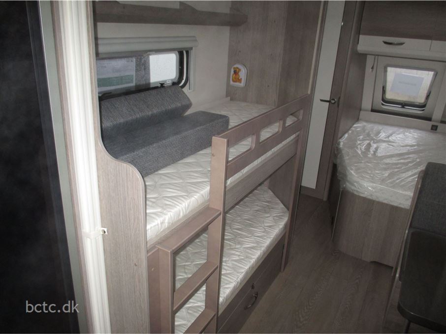 Hobby Prestige 720 UKFe