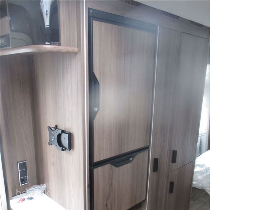 Kabe Ametist 560 GLE KS B8 PREMIUM LINE