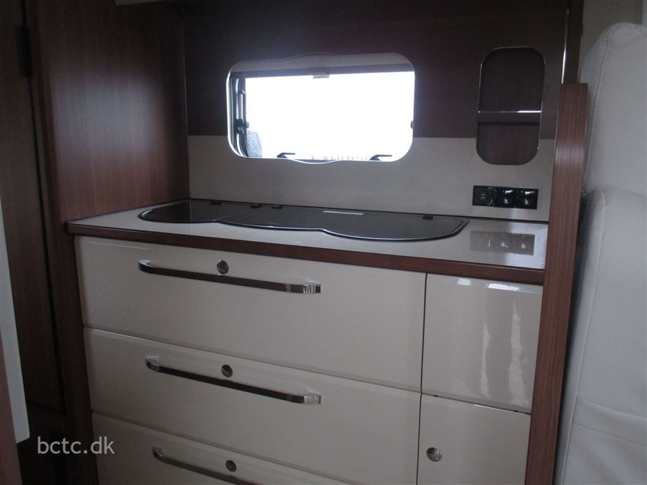 LMC Cruiser Comfort T683 Passion