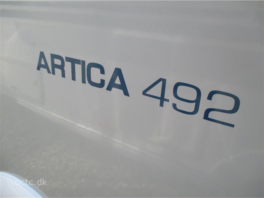 Caravelair Artica 492