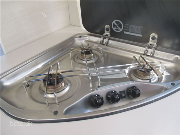 Caravelair Artica 492