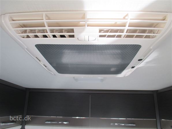 Caravelair Artica 492