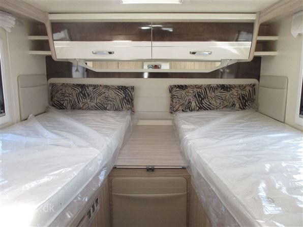 Elnagh Magnum 530