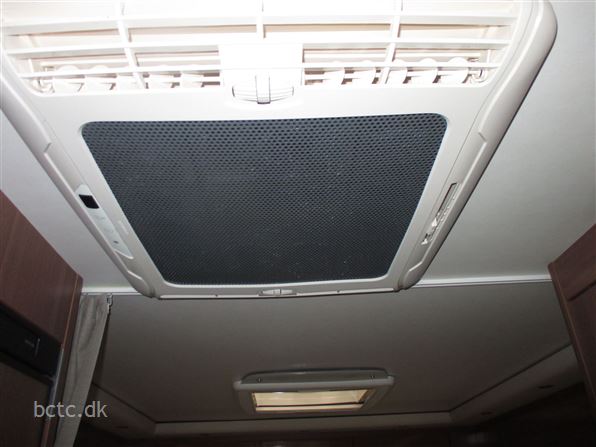 LMC Explorer Comfortline I680 G AUT.