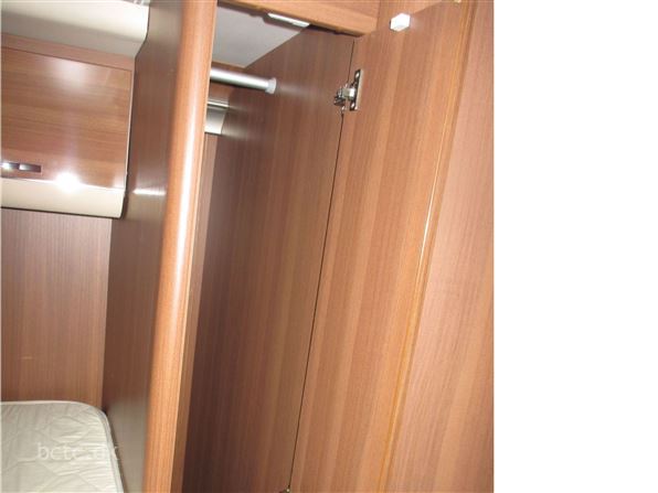 LMC Explorer Comfortline I680 G AUT.