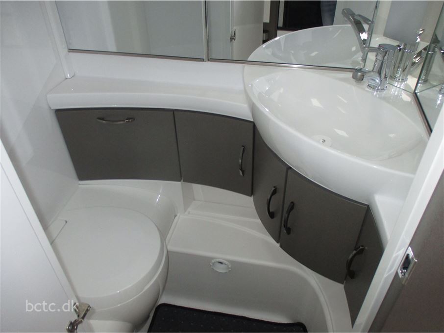 Hobby Excellent Edition 540 UFF