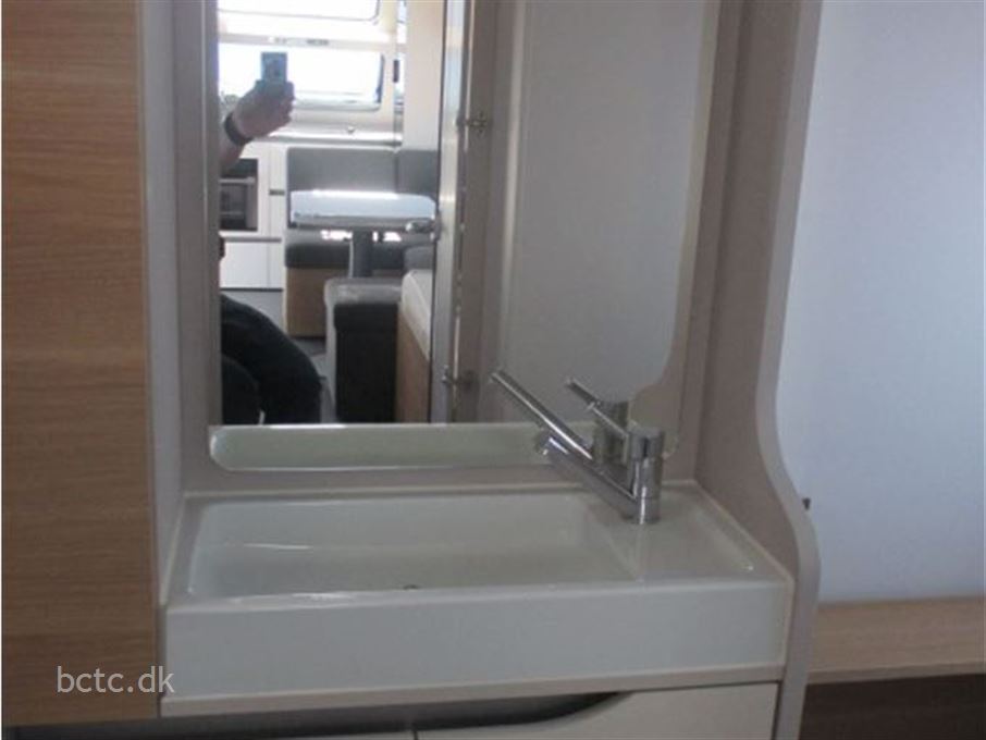 Adria Adora 613 HT Alde