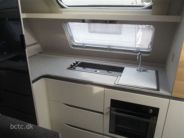 Adria Adora 613 HT