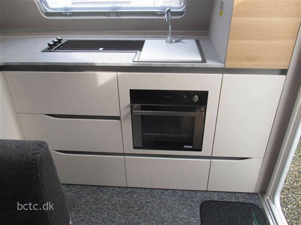 Adria Adora 613 HT