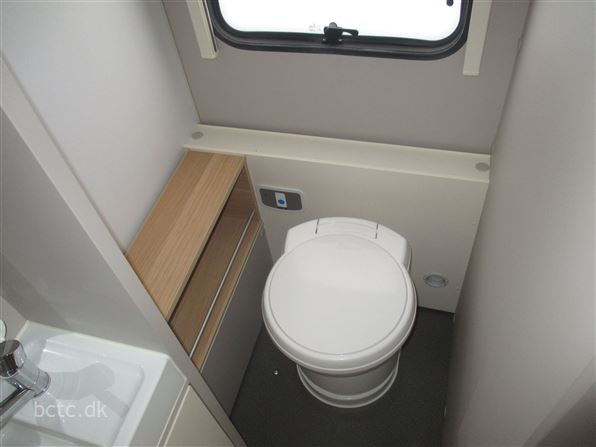 Adria Adora 613 HT