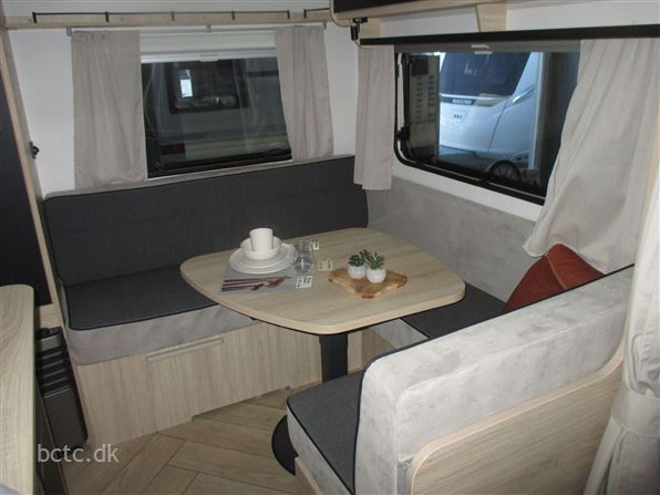 Caravelair Sport Line 420