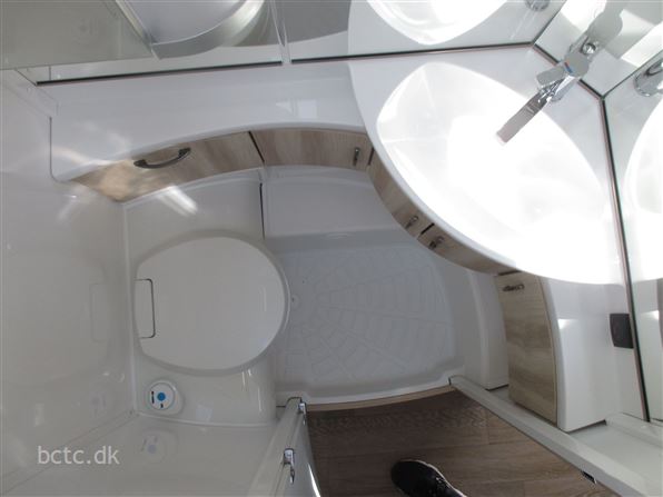 Hobby De Luxe 515 UHL