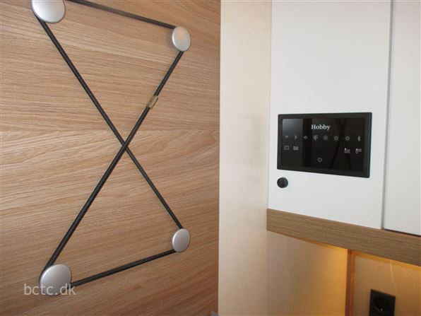 Hobby De Luxe 460 SFf