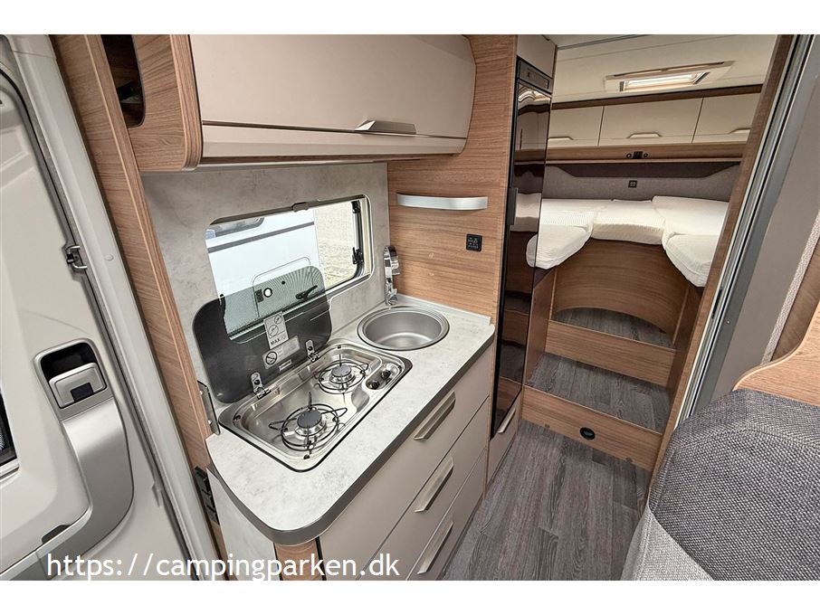 Knaus Vansation TI 640 MEG