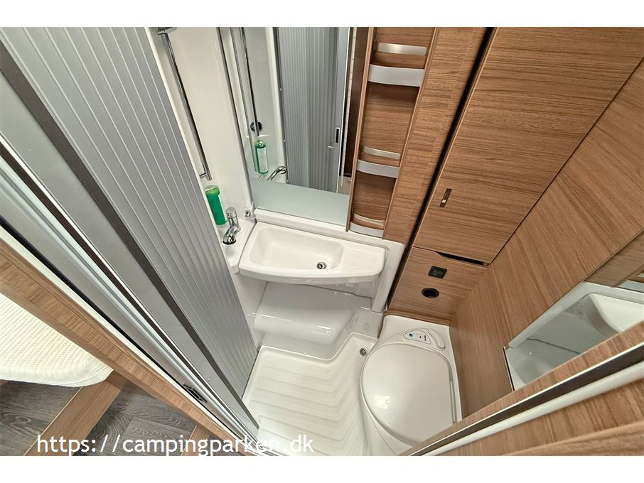 Knaus Vansation TI 640 MEG