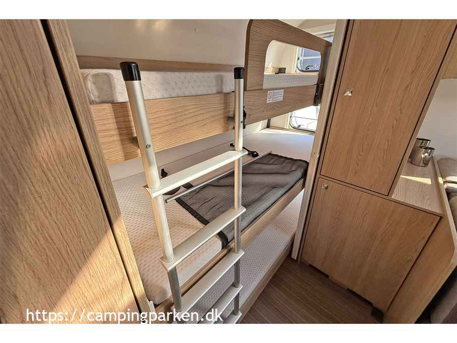 Bürstner Averso 600 TK