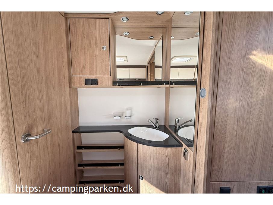 Bürstner Averso 600 TK