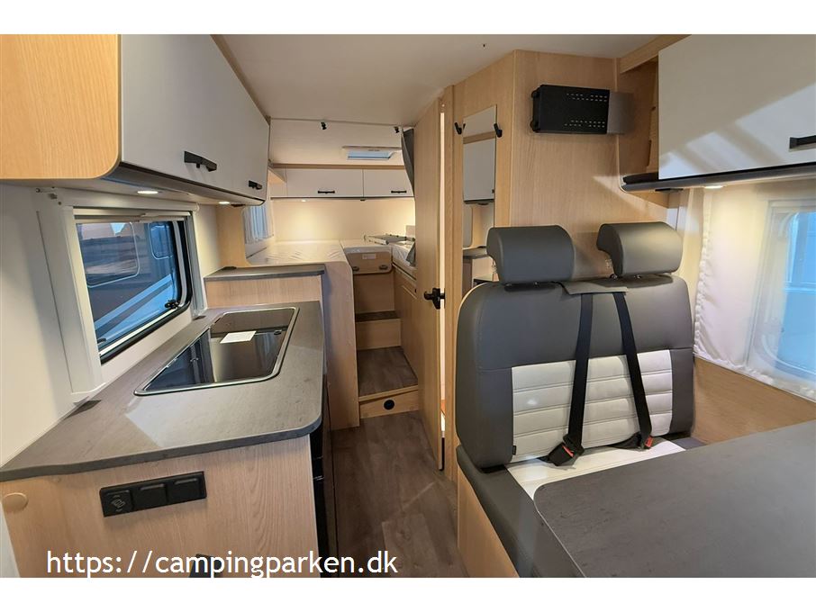 SunLight VAN V66 Adventure