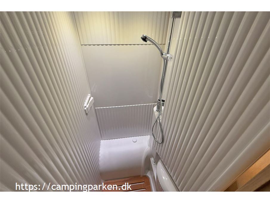 SunLight VAN V66 Adventure