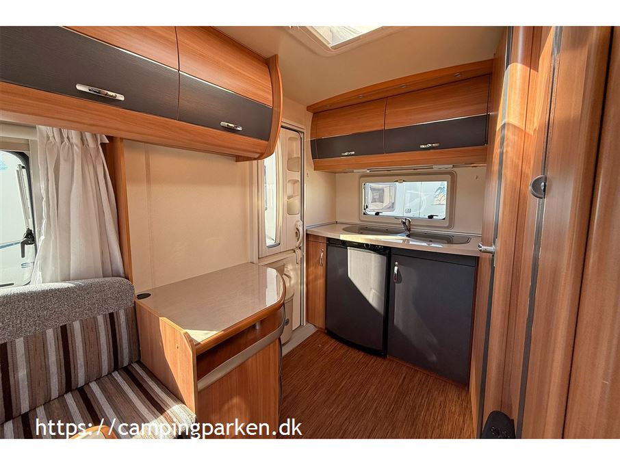 Hobby De Luxe 350 TB