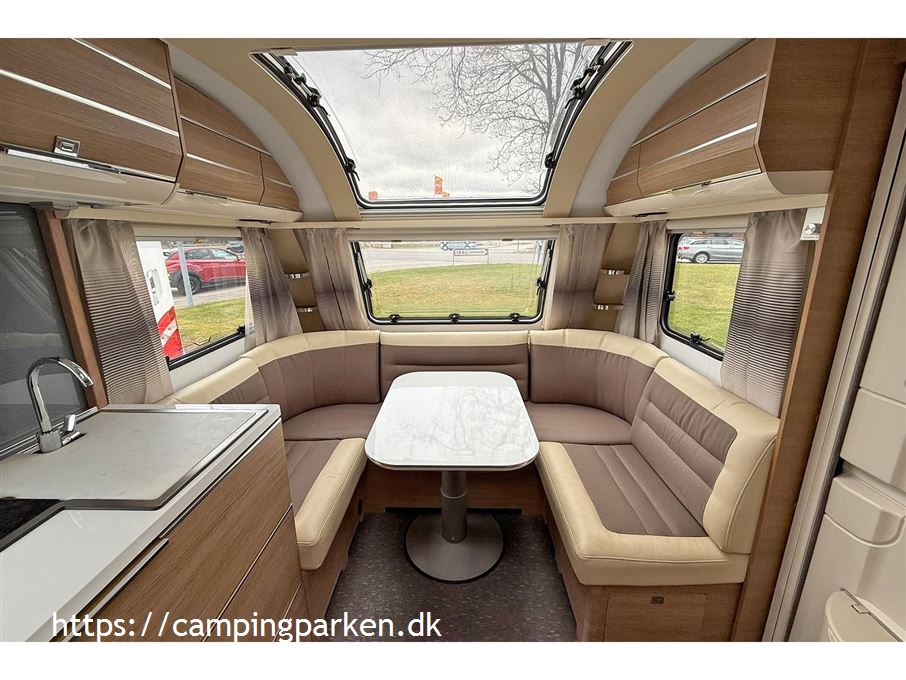 Adria Adora 572 UT