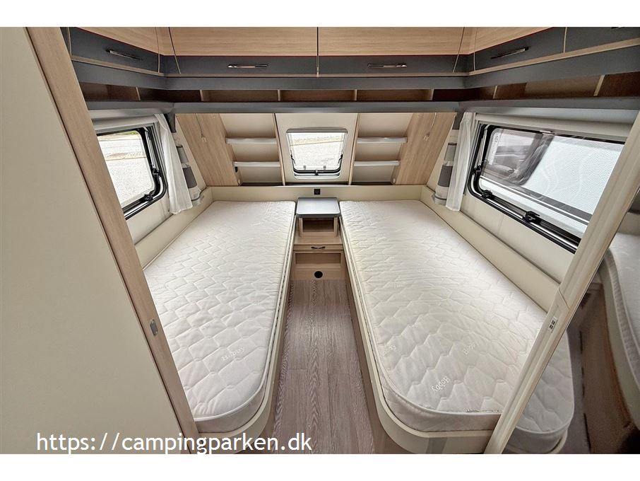 Hobby De Luxe Edition 495 UL