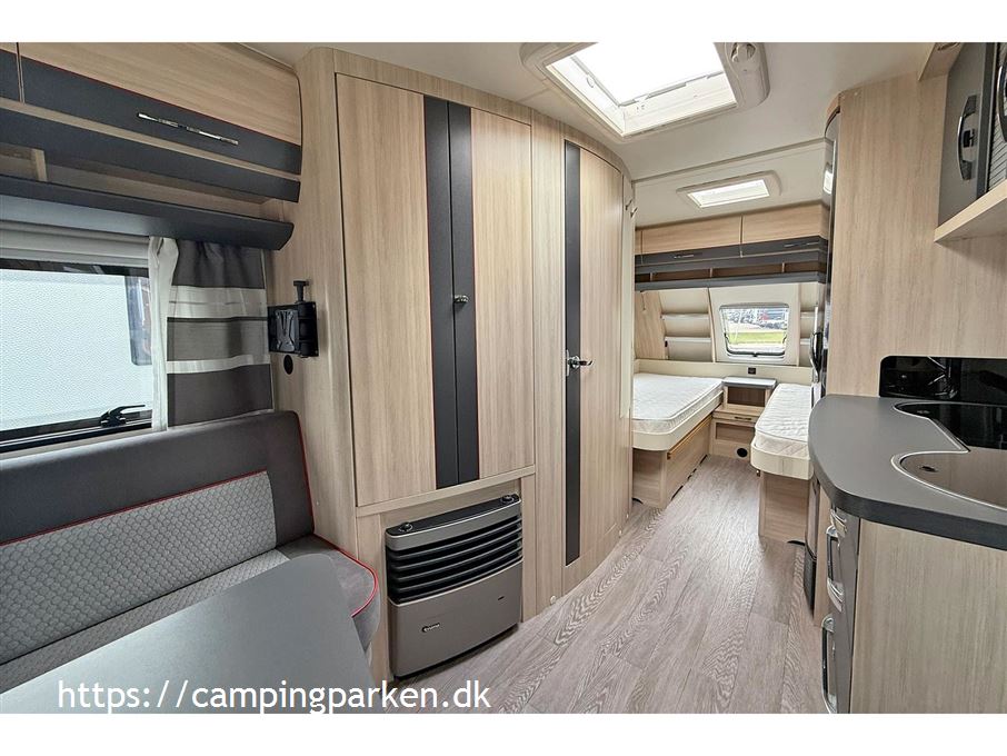 Hobby De Luxe Edition 495 UL