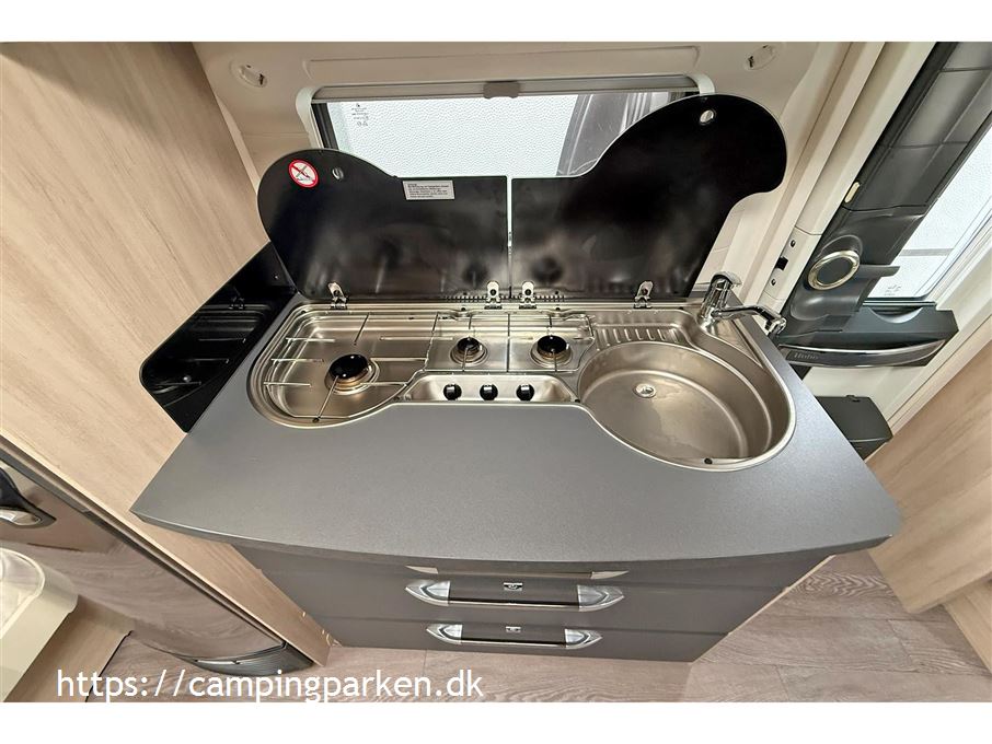 Hobby De Luxe Edition 495 UL