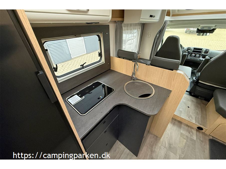 SunLight T 66S Adventure