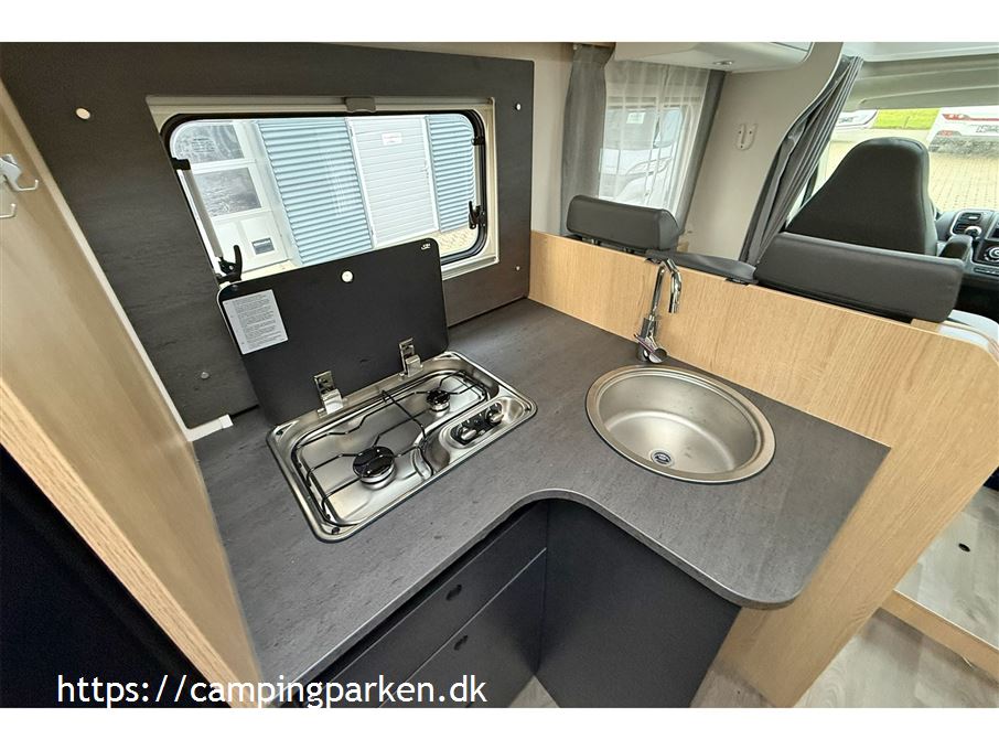 SunLight T 66S Adventure