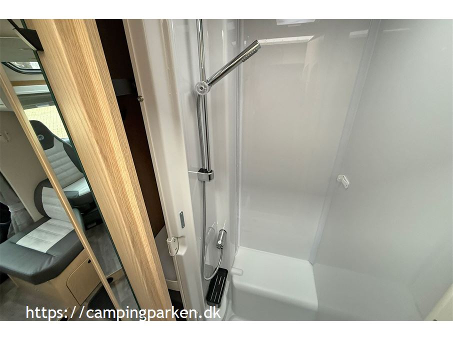 SunLight T 66S Adventure